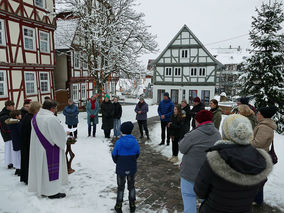 1. Advent in Sankt Crescentius (Foto: Karl-Franz Thiede)